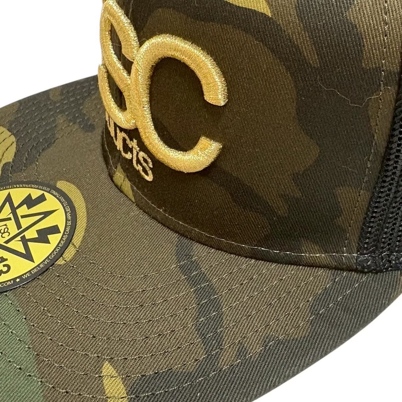 通気性バッチリ、カジュアルに決まる３D刺繍ロゴメッシュCAP 画像0-4｜rsc products公式ウェブサイト