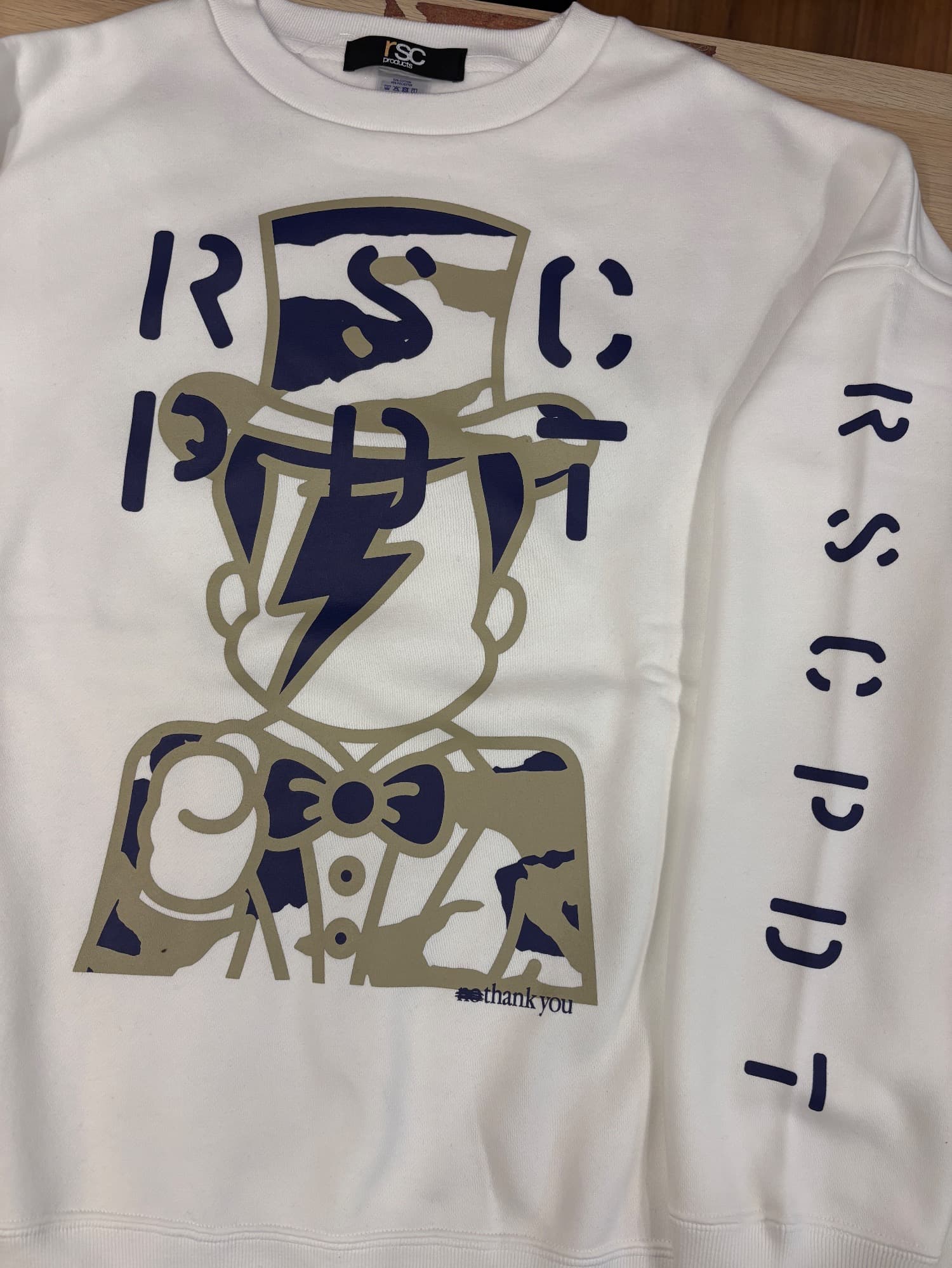  "IWU" ビッグシルエットクルーネックスウェット 画像0-3｜rsc products公式ウェブサイト