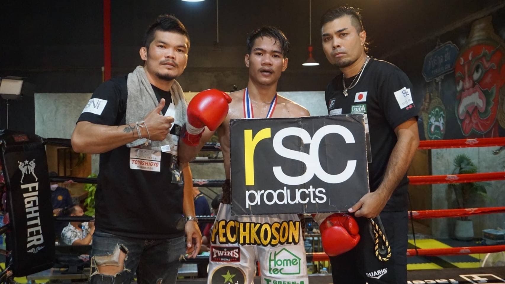 タイのボクシング興行に潜入！サーサクンジム～New Star Boxing Fight 画像5｜rsc products公式ウェブサイト