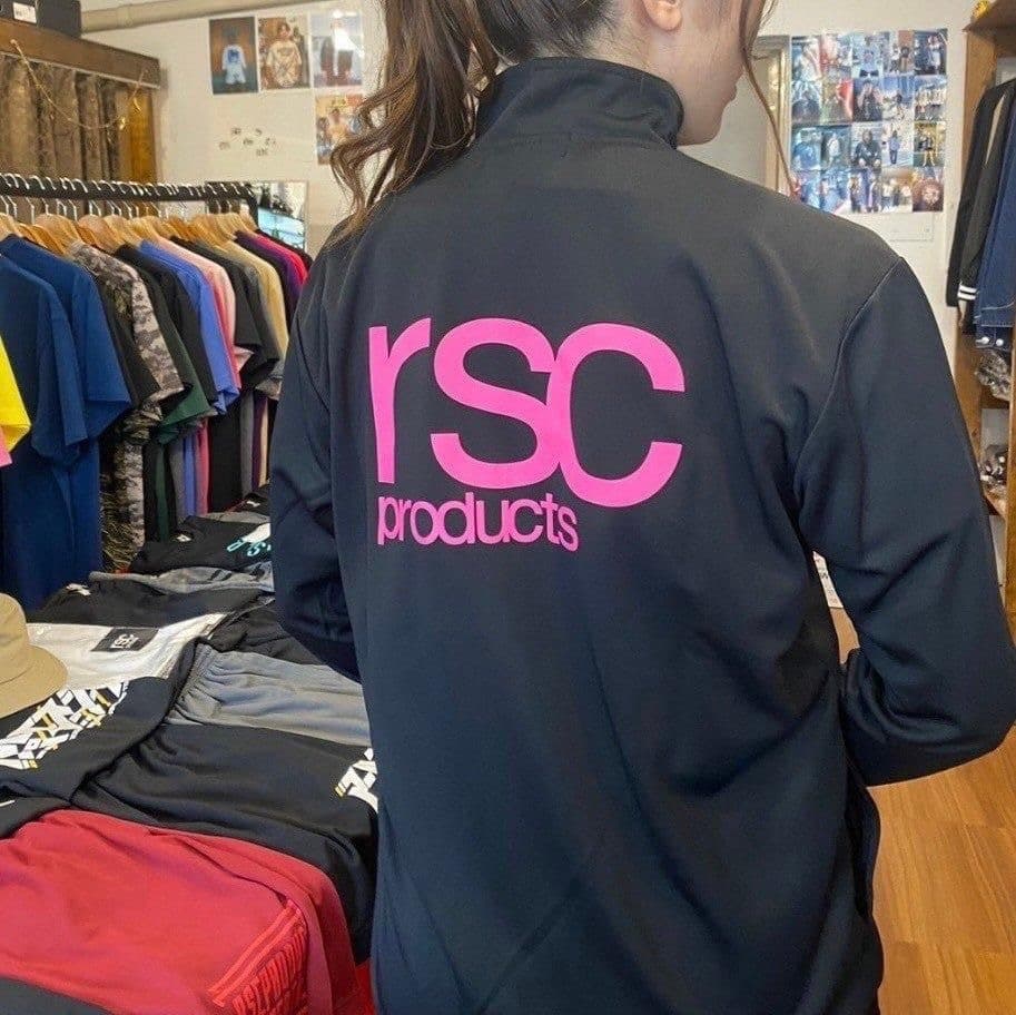 「自分らしく、自由に輝く！ rsc productsのロゴドライジャージ上下セットアップ」 画像0-3｜rsc products公式ウェブサイト