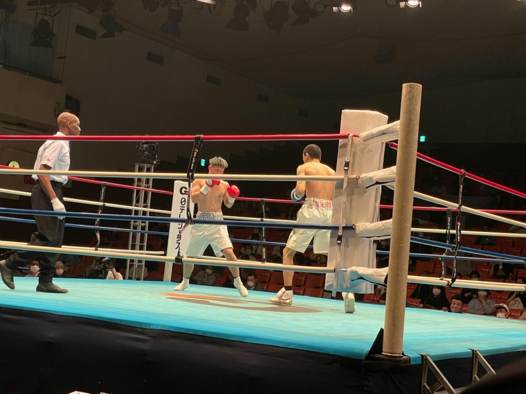 スタッフYUYAのボクシング観戦記2R 画像6｜rsc products公式ウェブサイト
